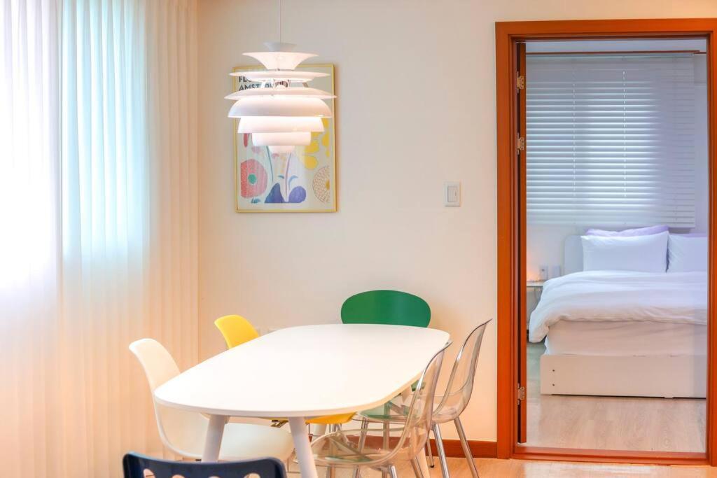 Holiday home Newspellbinding House/ Hongik St. Exit2 10min