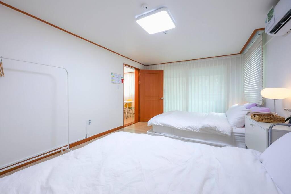 Newspellbinding House/ Hongik St. Exit2 10min Holiday home Seoul