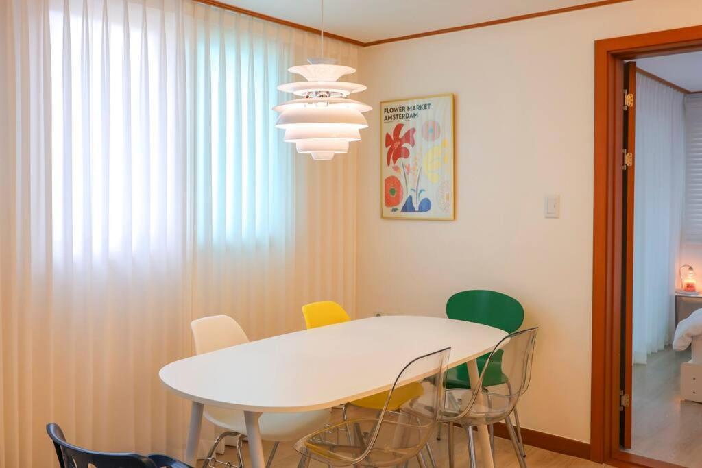 Holiday home Newspellbinding House/ Hongik St. Exit2 10min
